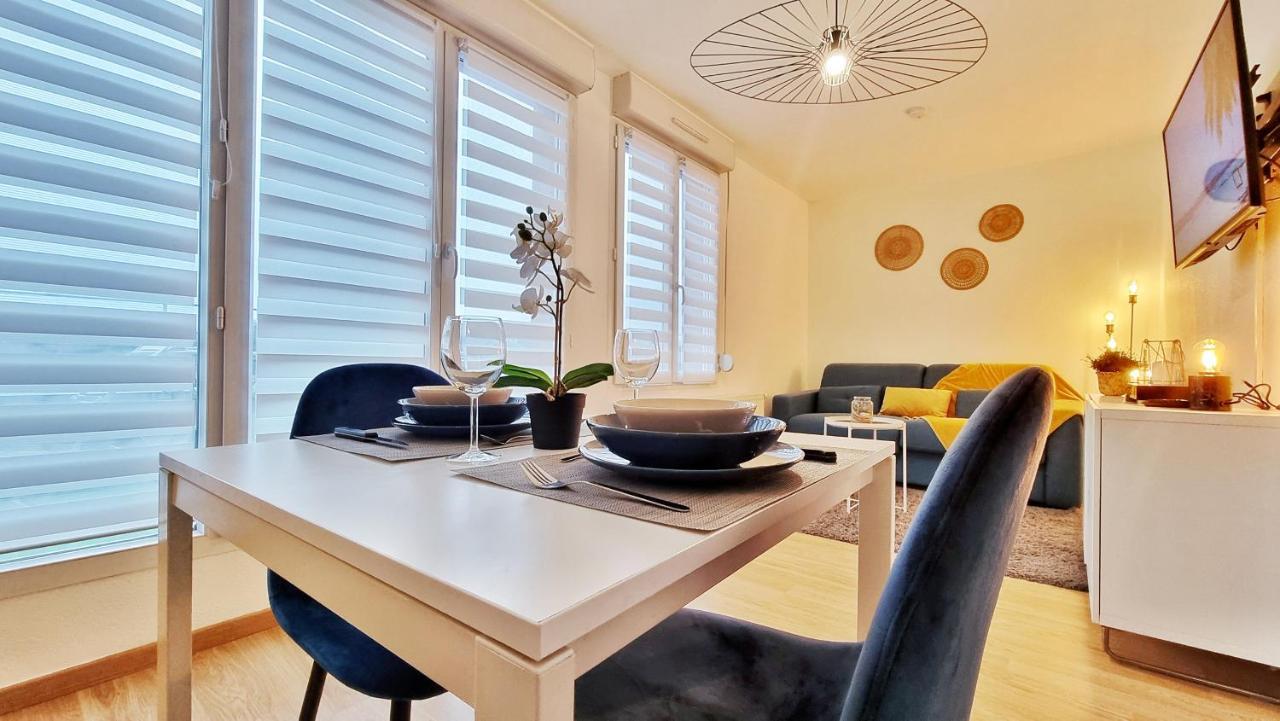 Le Smart - Parking - Terrasse - Wifi - Mulhouse - Relax Bnb Pfastatt 외부 사진